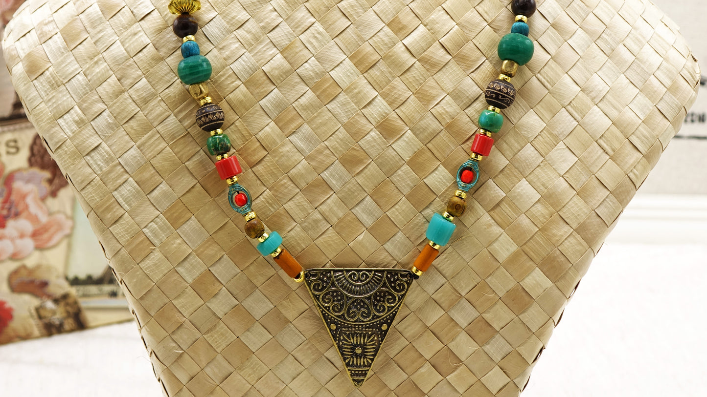 Boho Beaded Necklace